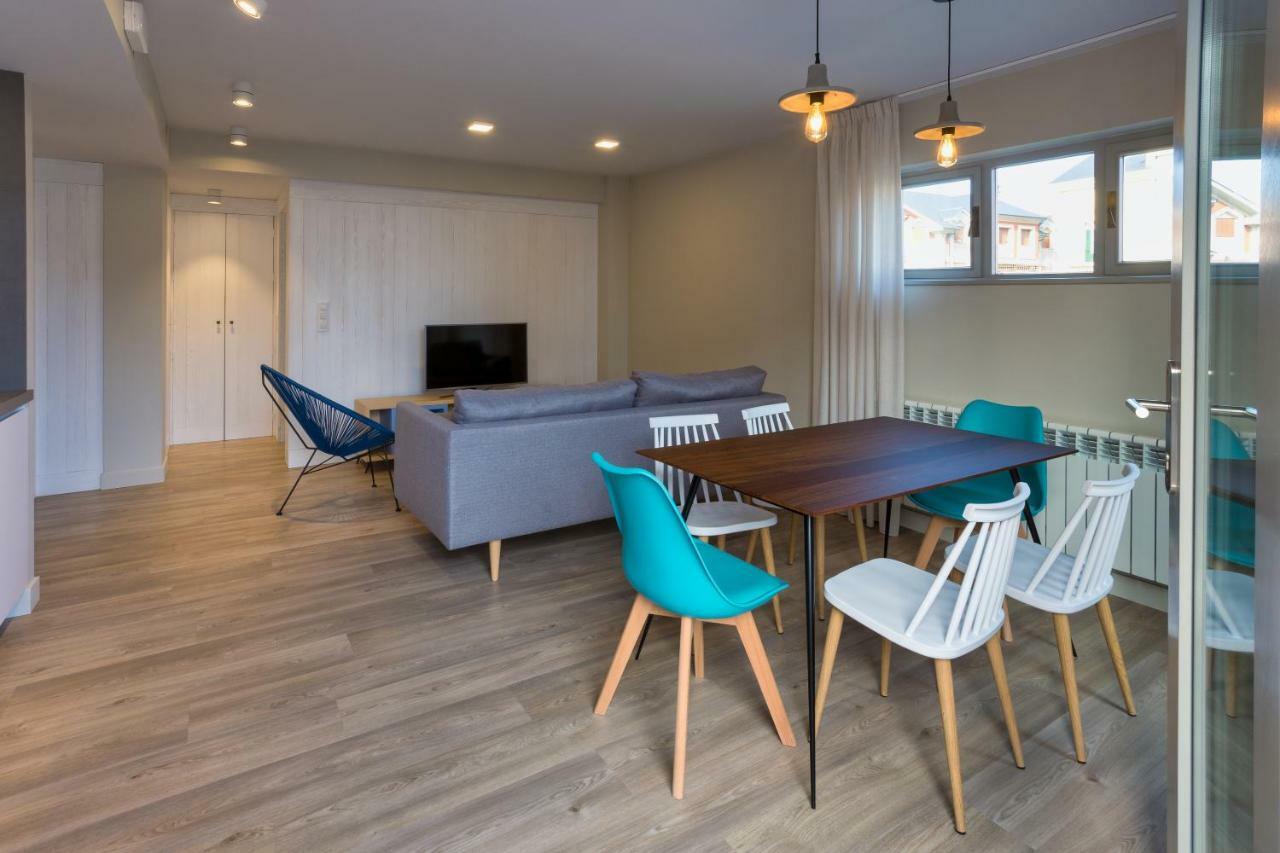 Apartamentos Barcella Tapia Тапия-де-Касарьего Экстерьер фото